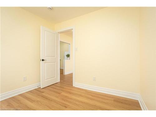 48 East 18Th Street, Hamilton, ON - Indoor Photo Showing Other Room