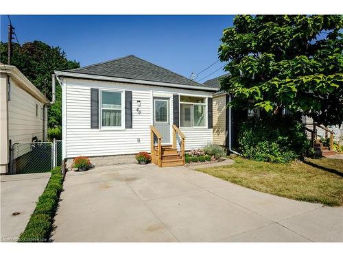 48 East 18Th Street, Hamilton, ON - Outdoor With Facade