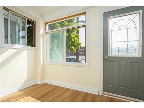 48 East 18Th Street, Hamilton, ON - Indoor Photo Showing Other Room