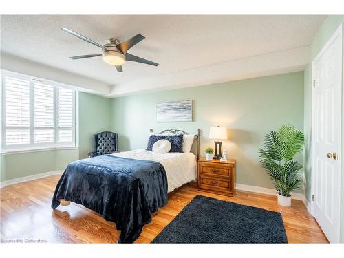 507-8 Village Green Boulevard, Stoney Creek, ON - Indoor Photo Showing Bedroom