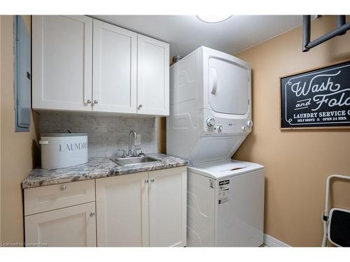 507-8 Village Green Boulevard, Stoney Creek, ON - Indoor Photo Showing Laundry Room