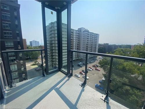 708-500 Brock Avenue, Burlington, ON - Outdoor With View