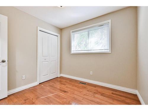 2911 Darien Road, Burlington, ON - Indoor Photo Showing Other Room