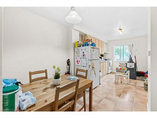 40 Facer Street, St. Catharines, ON - Indoor Photo Showing Dining Room