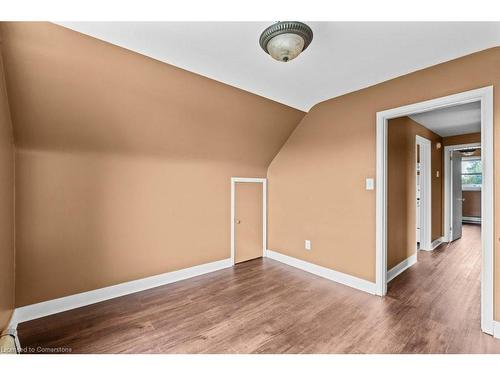 40 Facer Street, St. Catharines, ON - Indoor Photo Showing Other Room