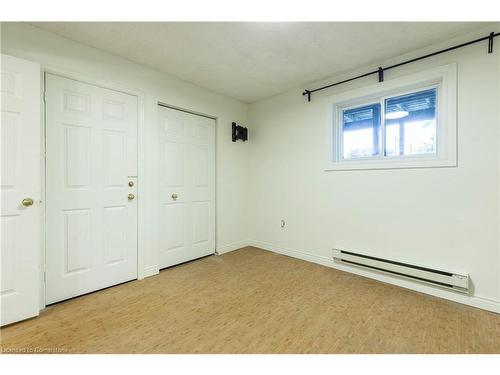 48 Guise Street E, Hamilton, ON - Indoor Photo Showing Other Room