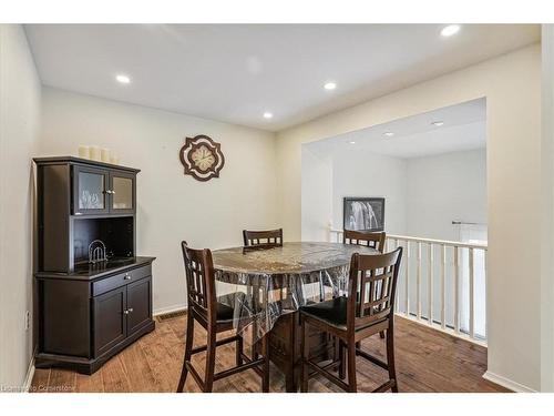 116-11 Harrisford Street, Hamilton, ON - Indoor Photo Showing Dining Room