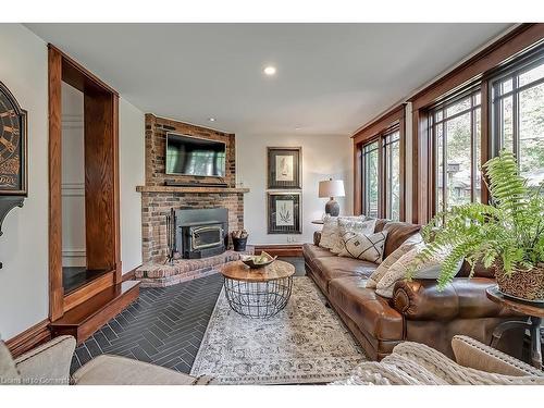 389 Torrance Street, Burlington, ON - Indoor Photo Showing Living Room With Fireplace