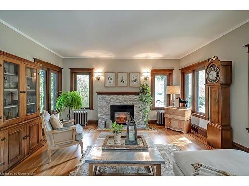 389 Torrance Street, Burlington, ON - Indoor Photo Showing Living Room With Fireplace