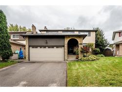 2438 Sinclair Circle  Burlington, ON L7P 3J9