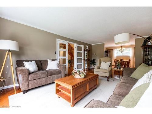 2438 Sinclair Circle, Burlington, ON 