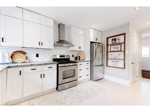 248 Province Street S, Hamilton, ON - Indoor Photo Showing Kitchen