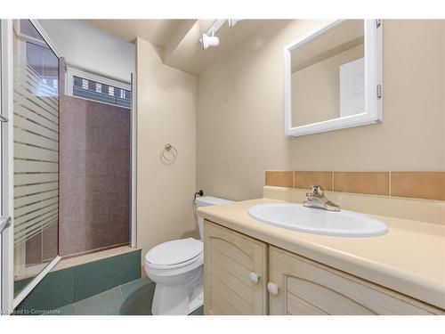 600 Upper Horning Road, Hamilton, ON - Indoor Photo Showing Bathroom