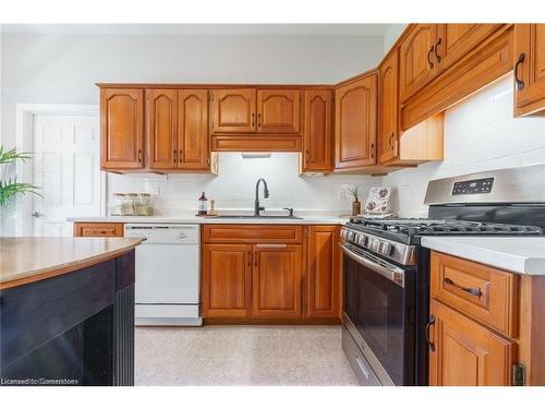 8 Talbot Street W, Cayuga, ON - Indoor Photo Showing Kitchen