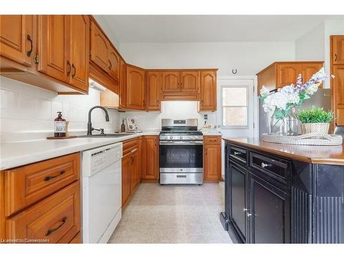 8 Talbot Street W, Cayuga, ON - Indoor Photo Showing Kitchen