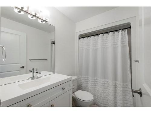 301-630 Sauve Street, Milton, ON - Indoor Photo Showing Bathroom