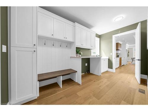 60 Pike Creek Drive, Cayuga, ON - Indoor Photo Showing Kitchen