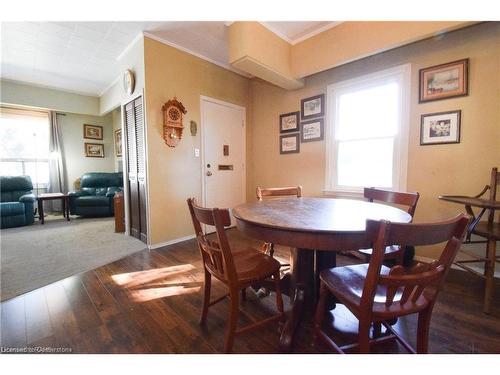 106 Forest Street W, Dunnville, ON - Indoor Photo Showing Dining Room