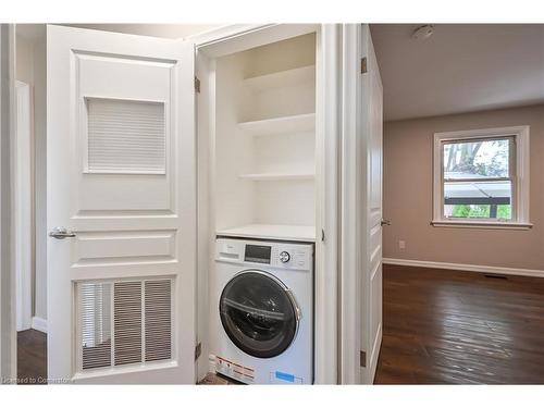 Upper-330 East 17Th Street, Hamilton, ON - Indoor Photo Showing Laundry Room