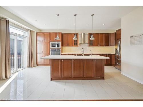 232 Raymond Road, Ancaster, ON - Indoor Photo Showing Kitchen