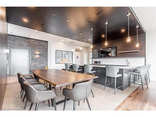 606-101 Locke Street S, Hamilton, ON - Indoor Photo Showing Dining Room