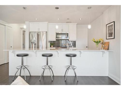 509-181 James Street N, Hamilton, ON - Indoor Photo Showing Kitchen With Upgraded Kitchen