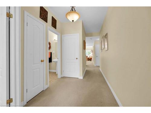 69 Mapleleaf Trail, Glanbrook, ON - Indoor Photo Showing Other Room