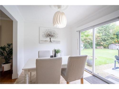 2245 8 Sideroad, Burlington, ON - Indoor Photo Showing Dining Room