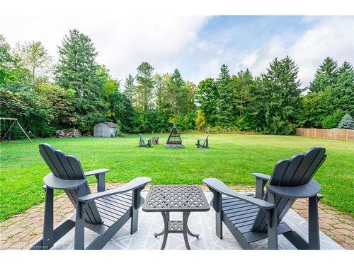 2245 8 Sideroad, Burlington, ON - Outdoor With Backyard