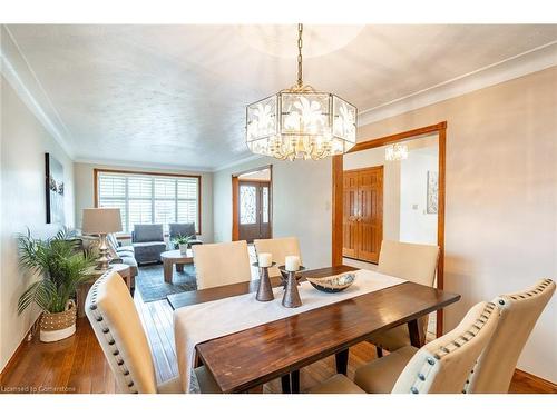 10 Dorothy Street, Hamilton, ON - Indoor Photo Showing Dining Room