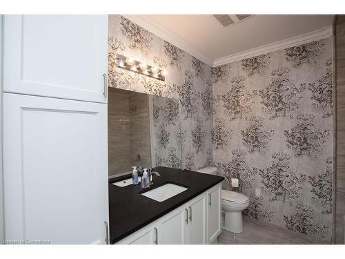 608-101 Shoreview Place, Stoney Creek, ON - Indoor Photo Showing Bathroom