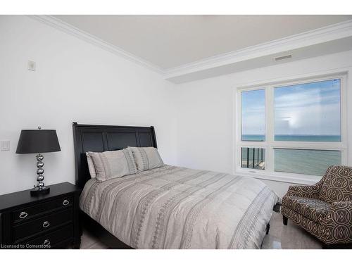 608-101 Shoreview Place, Stoney Creek, ON - Indoor Photo Showing Bedroom