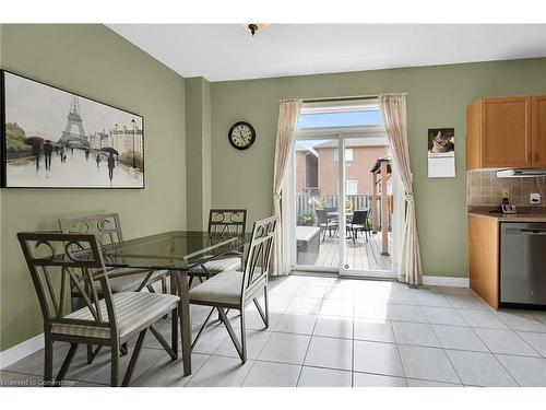 28 Titan Drive, Stoney Creek, ON - Indoor Photo Showing Dining Room