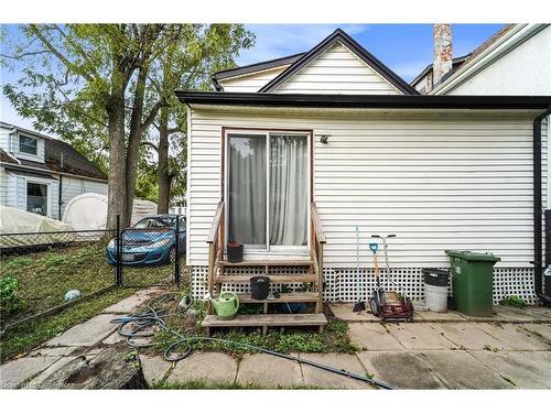 105 Ward Avenue, Hamilton, ON 