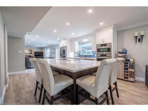 16 Noble Kirk Drive, Flamborough, ON - Indoor Photo Showing Dining Room