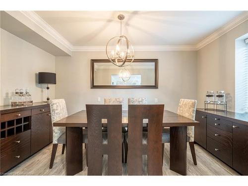 16 Noble Kirk Drive, Flamborough, ON - Indoor Photo Showing Dining Room