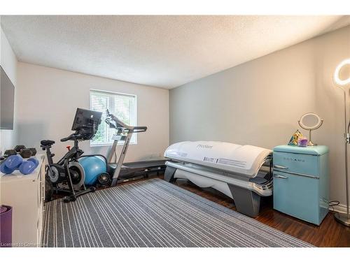 16 Noble Kirk Drive, Flamborough, ON - Indoor Photo Showing Gym Room