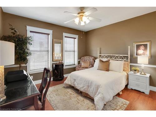 24 Cross Street, Welland, ON - Indoor Photo Showing Bedroom