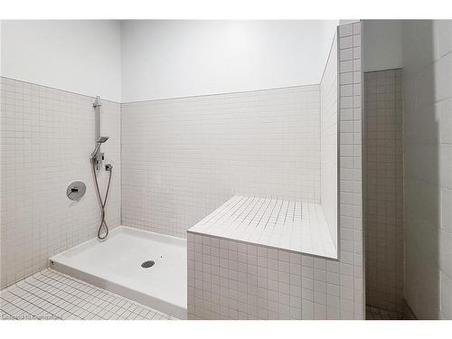 A108-3210 Dakota Common, Burlington, ON - Indoor Photo Showing Bathroom