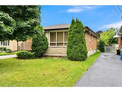 56 Moxley Drive  Hamilton, ON L8T 3Y7