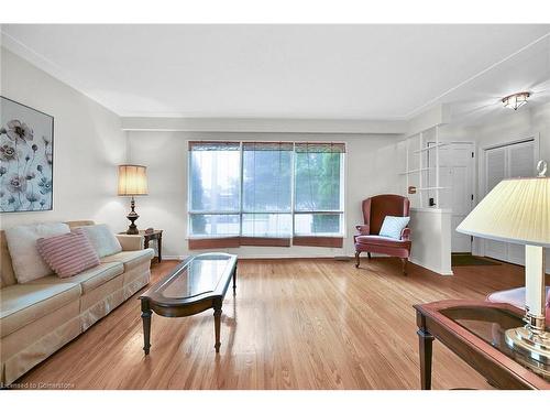 56 Moxley Drive, Hamilton, ON - Indoor Photo Showing Living Room