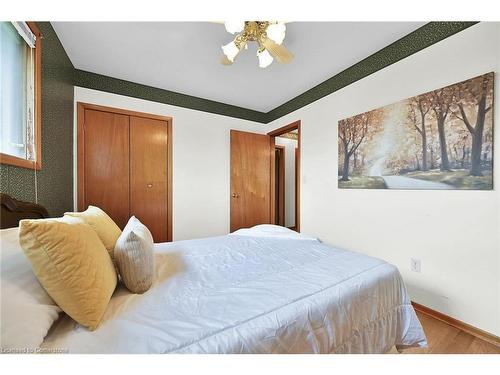 56 Moxley Drive, Hamilton, ON - Indoor Photo Showing Bedroom