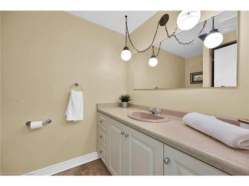 56 Moxley Drive, Hamilton, ON - Indoor Photo Showing Bathroom