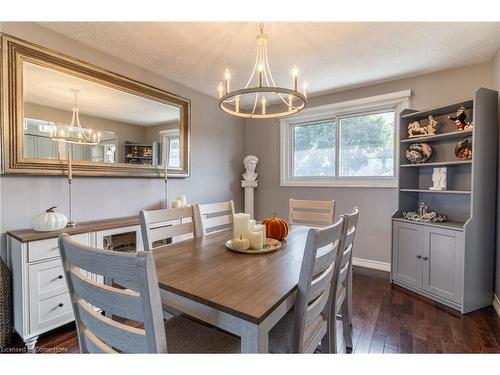 59 Regent Avenue, Hamilton, ON - Indoor Photo Showing Dining Room