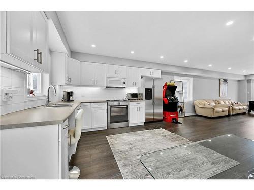 210 Queen Street S, Simcoe, ON - Indoor Photo Showing Kitchen