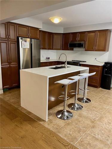 44 Pelech Crescent, Hamilton, ON - Indoor Photo Showing Kitchen With Double Sink