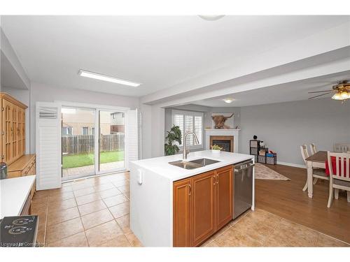 44 Pelech Crescent, Hamilton, ON - Indoor Photo Showing Kitchen With Double Sink