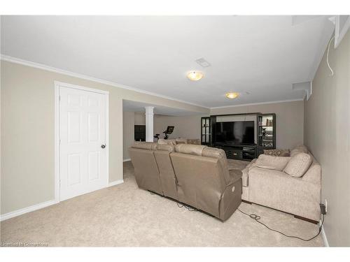 44 Pelech Crescent, Hamilton, ON - Indoor Photo Showing Other Room