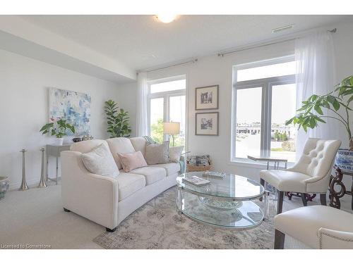 4173 Palermo Common, Burlington, ON - Indoor Photo Showing Living Room