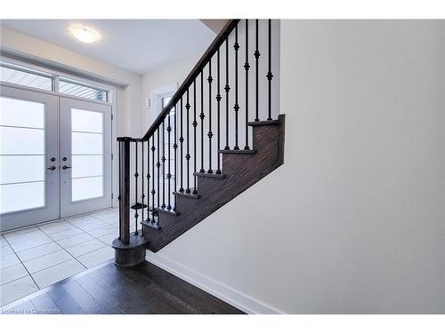 31 Santos Drive, Caledonia, ON - Indoor Photo Showing Other Room